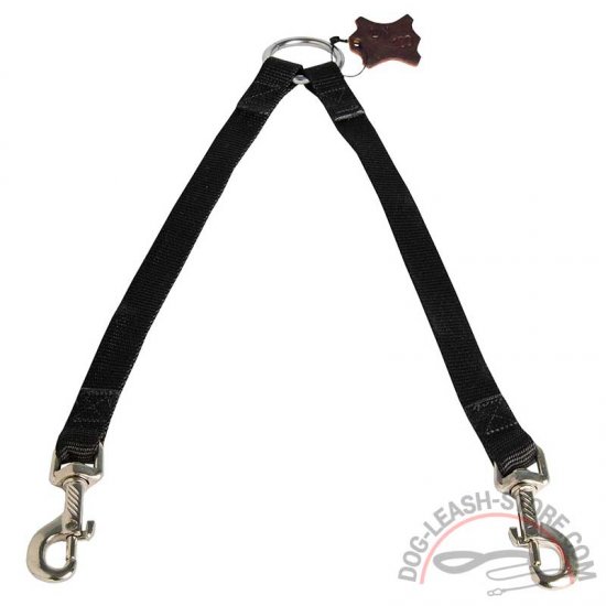 Leash coupler for large clearance dogs